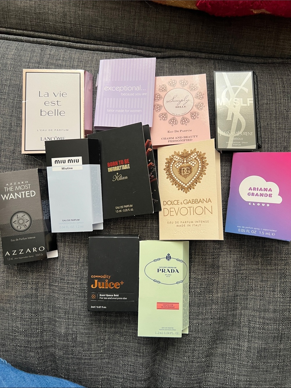 Bundle of perfume samples